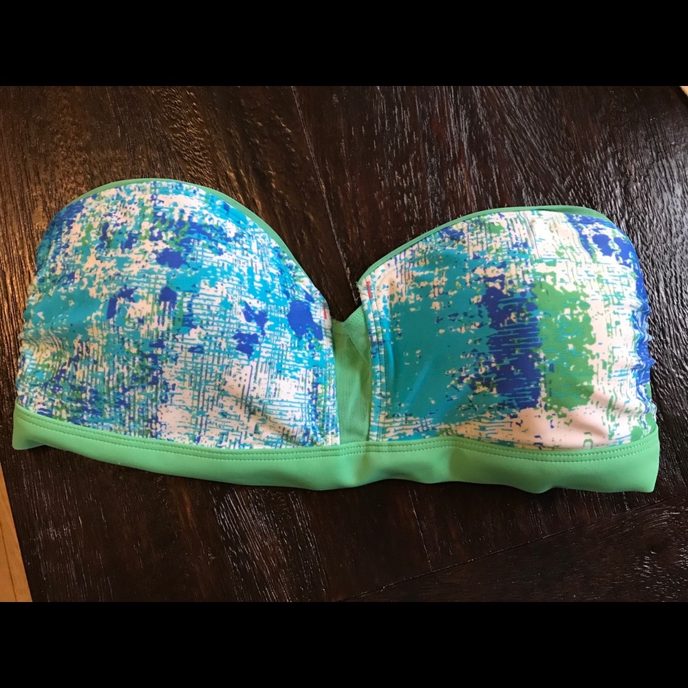 Under Armour Swim tube top